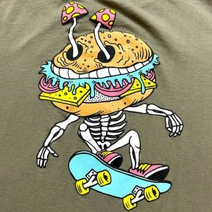 Psychedelic Skateboarding Skeleton Burger T-shirt size Small